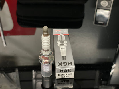 NGK R5671A-9 Racing Plug
